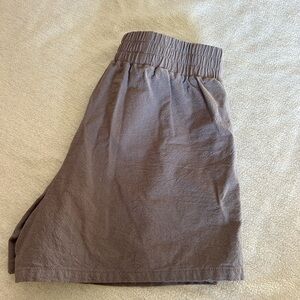 light shorts perfect for spring/summer!